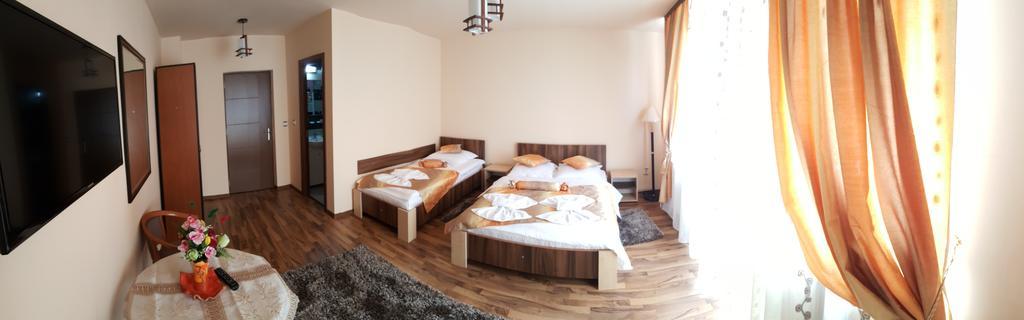 מלון Târgu Jiu Casa Alex חדר תמונה